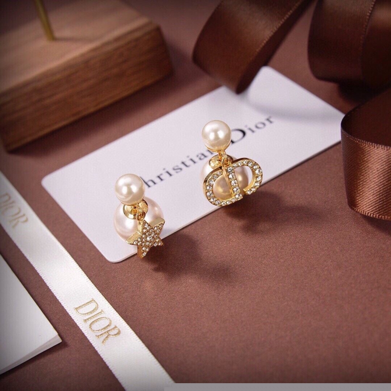 ch**an D*or earrings
